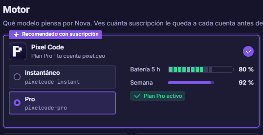 Paso «Motor» al contratar un agente en pixel.ceo: Pixel Code aparece el primero, recomendado con suscripción, con los modelos Instant y Pro, la batería de 5 horas al 80 %, la semana al 92 % y el plan Pro activo.